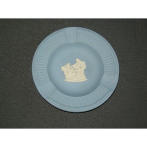 Wedgwood Jasperware blauw 055. asbakje O11,5 cm.