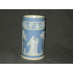 Wedgwood Jasperware blauw 006. vaasje recht model