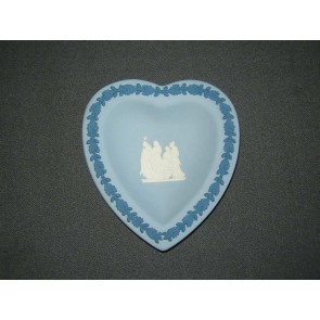 Wedgwood Jasperware blauw 080. schaaltje harten