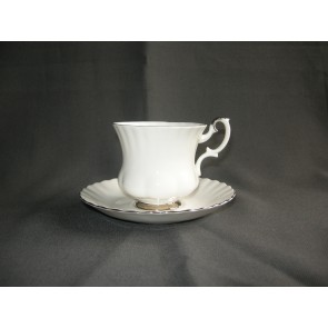 Royal Albert Chantilly kop & schotel O7,4 cm.