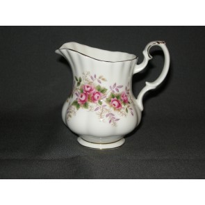 Royal Albert Lavender Rose melkkannetje 9 cm.
