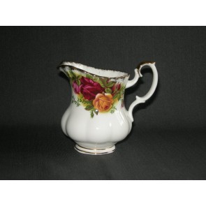 Royal Albert Old Country Roses melkkannetje klein met scheurtje