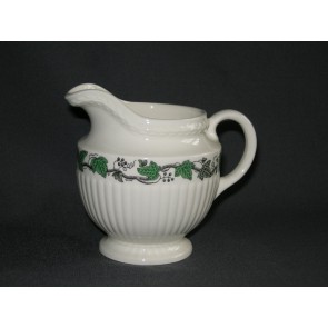 Wedgwood Stratford melkkannetje