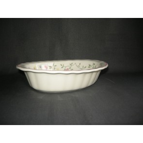 Johnson Bro's Summer Chintz ovenschaal ovaal 24,5 x 19,5 x 5,5 cm.