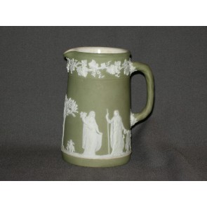 Wedgwood Jasperware groen 002. schenkkannetje