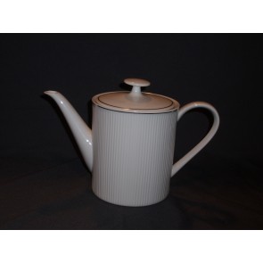 Royal Porcelain Cannelee wit met zilverkleurige rand theepot