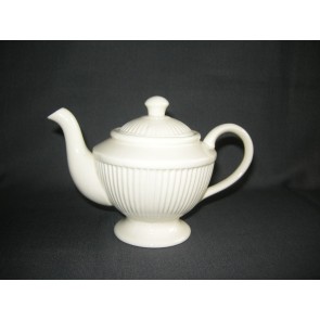Royal Creamware Recamier theepotje