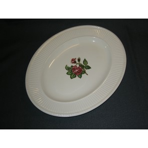 Wedgwood Moss Rose vleesschaal 29,5 x 23 cm.