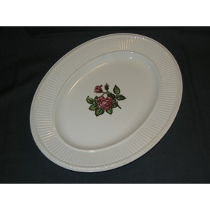 Wedgwood Moss Rose vleesschaal 35 x 27,5 cm.