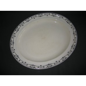 Wedgwood Moustiers vleesschaal 42,5 x 35,5 cm. meer verkleuring